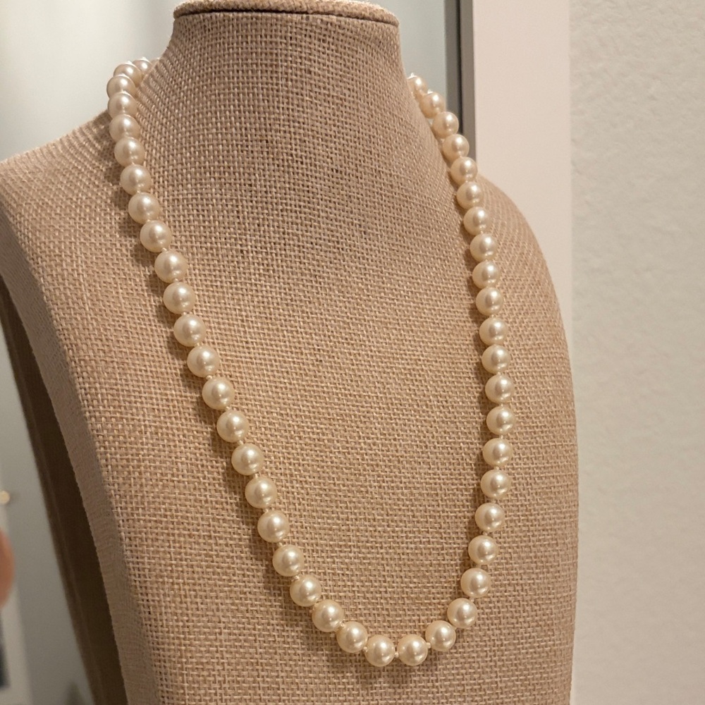 Monet Classic Cream Pearl Necklace